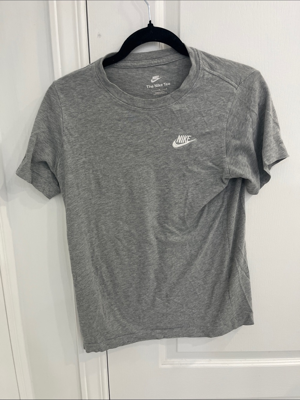 Nike Boys Gray Logo Crew Neck T-Shirt